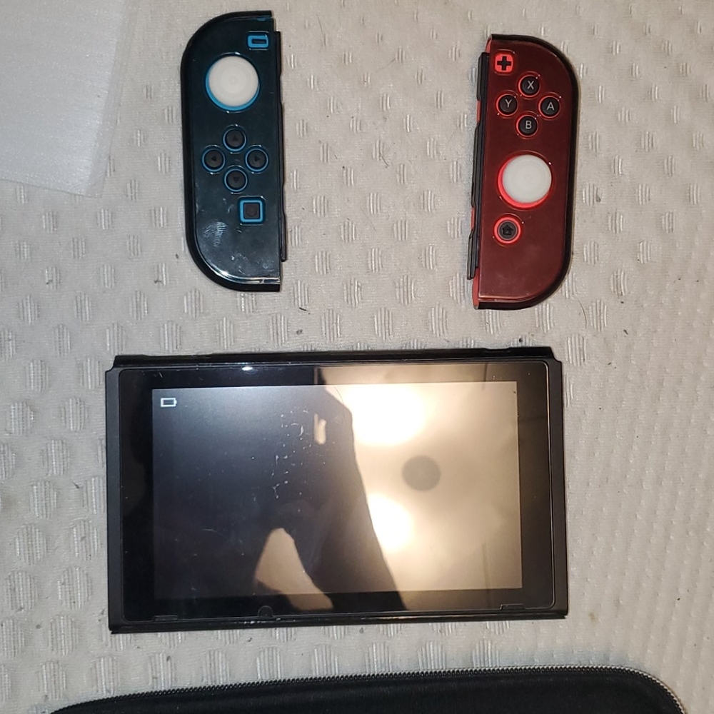 Nitendo switch with extras